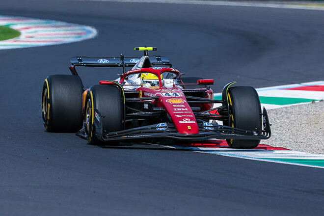 Хэмилтон о первом подиуме с Феррари: «Шансов у меня пока нет»