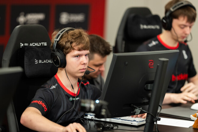 headtr1ck: «B8 не хватает уверенности из-за отсутствия официальных матчей»