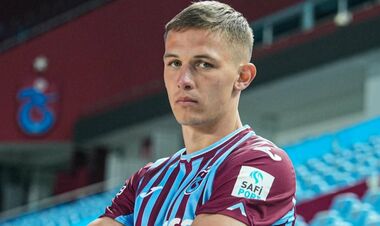 Поможет команде. Трабзонспор объявил о возвращении украинского футболиста