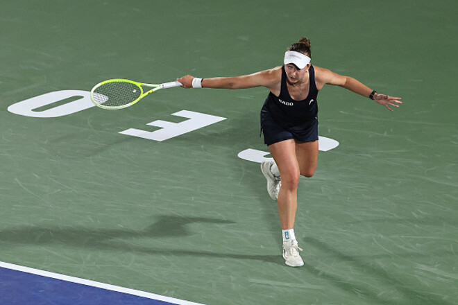 Три матчбола: Радукану в Сеуле проиграла Крейчиковой со счета 6:4, 5:2