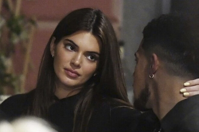 ФОТО. Баскетболіст НБА зійшовся з супермоделлю. У неї 285 млн фоловерів