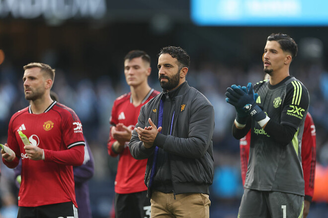 На Олд Траффорд вновь живет надежда. Почему боссы МЮ не увольняют Аморима