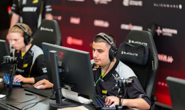 NAVI обыграли Passion UA и вышли в финал верхней сетки StarLadder по CS2