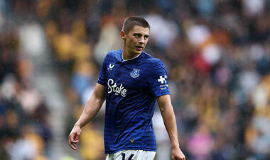 З Миколенком. Оприлюднено стартові склади на матч Ліверпуль – Евертон