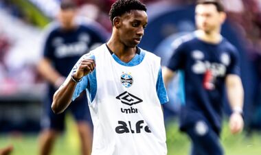 Гремио готов продать Мека в Шахтер. СМИ назвали сумму вероятной сделки