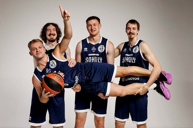 Хороший старт. Харьковские Соколы переиграли вице-чемпиона страны