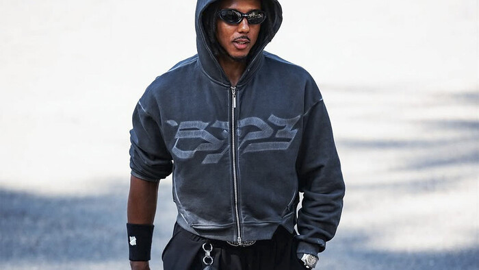 ФОТО. Як футболіст Барселони шокував своїх сусідів о 7-й ранку