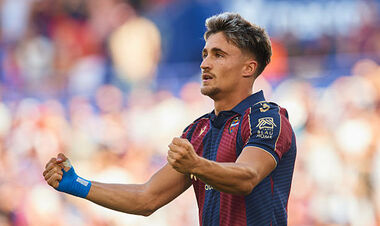 ВИДЕО. Это разгром. Леванте забил дважды в ворота Жироны и сделал счет 4:0