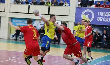 Суперлига. Мотор и Одесса одержали уверенные победы