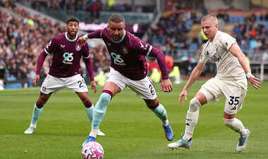 Photo. Zinchenko sent the ball to his gate in the match of the APL