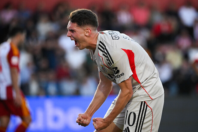 ФОТО. Лицо и эмоции Судакова после первого гола в футболке Бенфики