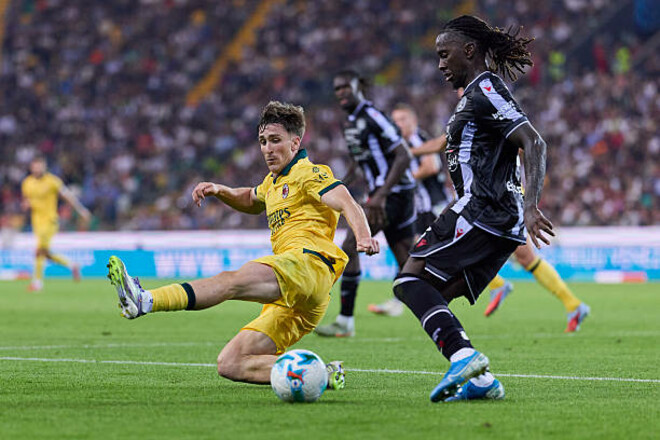 Милан разгромил на выезде Удинезе. Россонери выиграли третий матч подряд