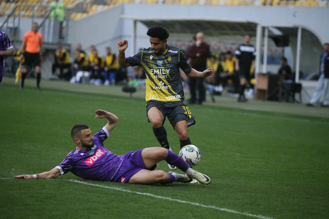 Где смотреть онлайн матч 6-го тура чемпионата Украины ЛНЗ – Рух