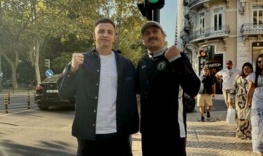 ФОТО. Трубін зустрів Усика на вулицях Лісабону