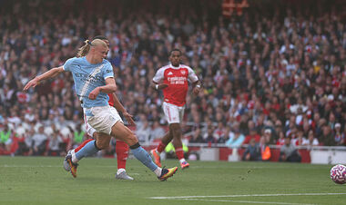 ВІДЕО. Швидка атака. Холанд забив гол у дебюті матчу Ман Сіті з Арсеналом