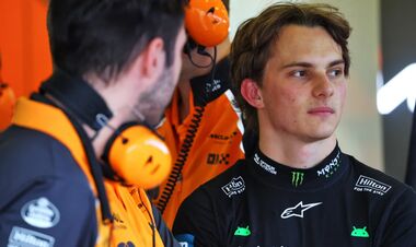 Известно, получит ли штраф лидер Ф1 на следующую гонку за ошибку на старте