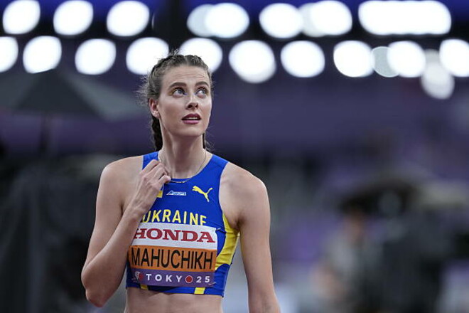 МАГУЧІХ: «Такі умови. Після приземлення падаєш у басейн»