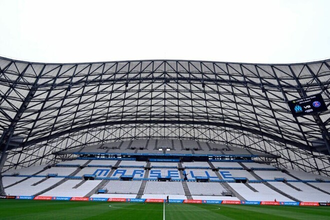 Матч Марсель – ПСЖ пройдет во время вручения ЗМ-2025? Что говорит регламент