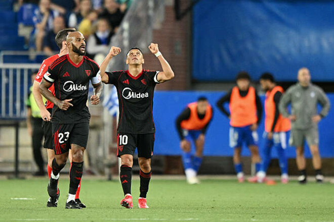 Перші м'ячі Санчеса і Мікаутадзе. Севілья та Вільярреал обіграли суперника