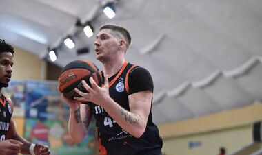 Кривбас здобув перемогу над Ніко-Баскетом у товариській грі