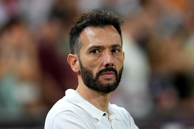 Физрук из университета. Как Карлос Корберан спас Валенсию от унижения