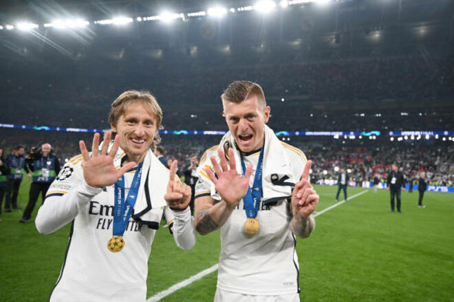 Кроос обратился к Модричу по поводу его ухода из Реала