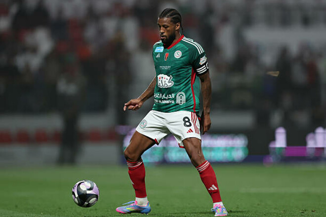 Таблиця саудівської ліги. Гол Вейналдума та фіаско переможців ЛЧ Азії