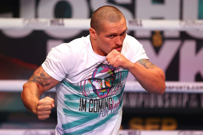 Стало известно, с кем Усик хочет подраться после реванша с Дюбуа