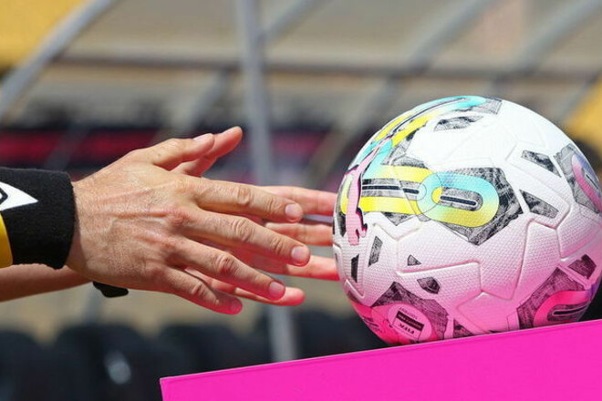 Народный артист Украины споет национальный гимн на матче Полесье – Кривбасс