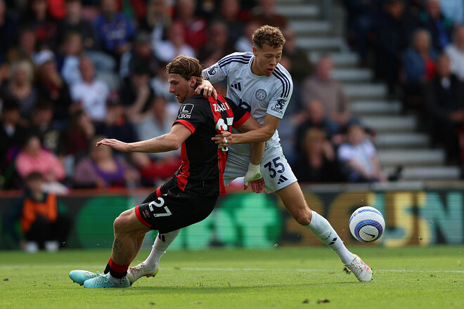 Забарный ассистировал – Семенио забил. Борнмут разобрался с Лестером