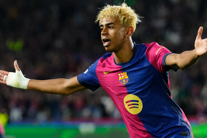 Известно, какая будет зарплата у Ямаля в Барселоне по новому контракту