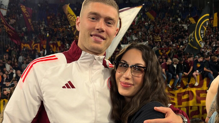 ФОТО. Дружина Довбика в Instagram натякнула на можливий переїзд