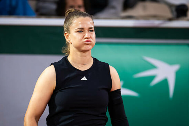 The 13th World Raccket was defeated in the first round Rolan Garros
