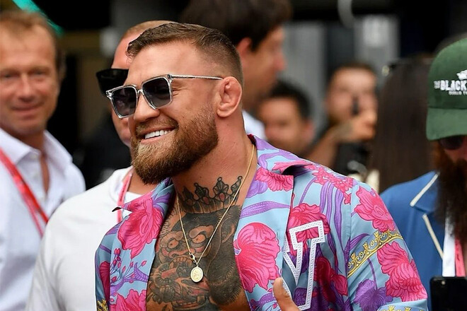 ФОТО. Макгрегор ведет переговоры о приобретении OnlyFans