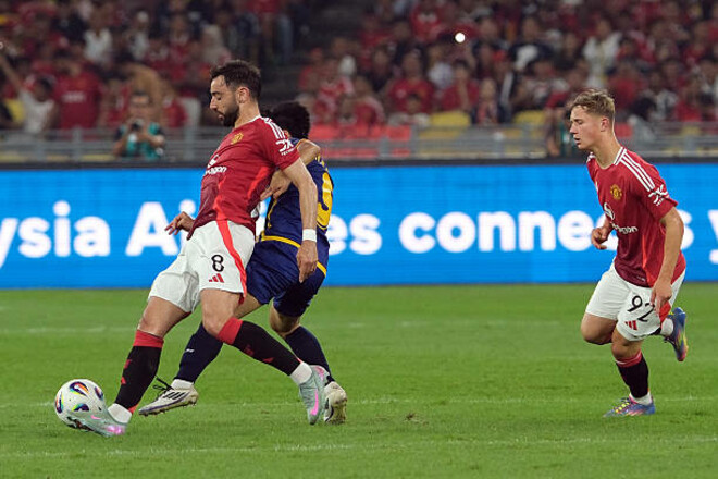 Турне по Азии. МЮ проиграл товарищеский матч в Малайзии, фаны освистали