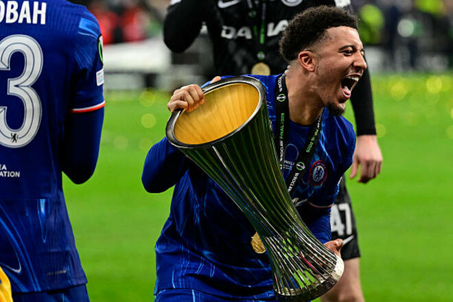 Джейдон САНЧО – прямо на поле: «Нет, я не вернусь в Манчестер Юнайтед»