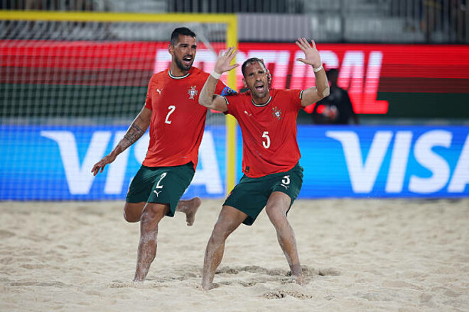 Португалія та Бразилія зіграють у півфіналі ЧС з пляжного футболу