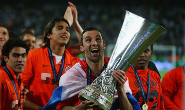 ВИДЕО. Главный трофей Шахтера отправляется в Канаду