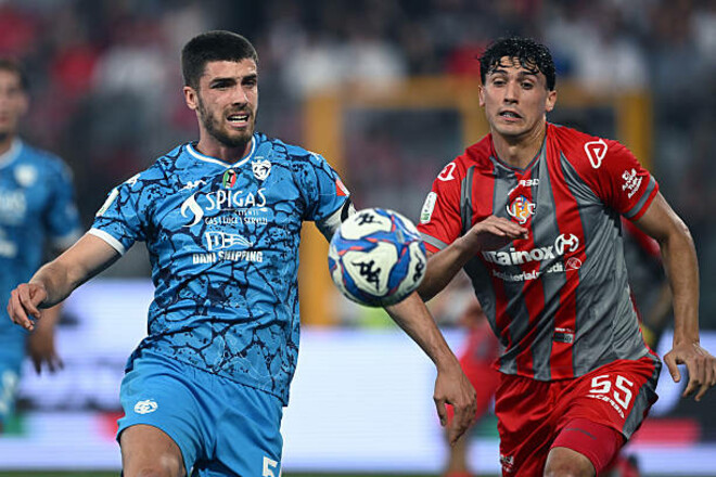 Хто потрапить до Серії A? В Італії проведено перший поєдинок плей-оф