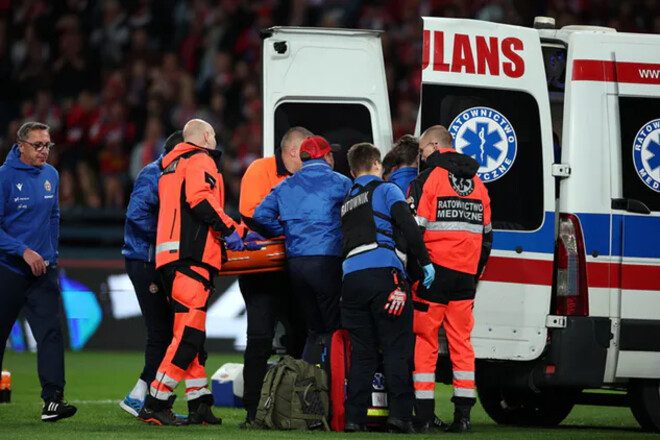 Ужас на поле. Игрок в Польше получил открытый перелом в матче плей-офф