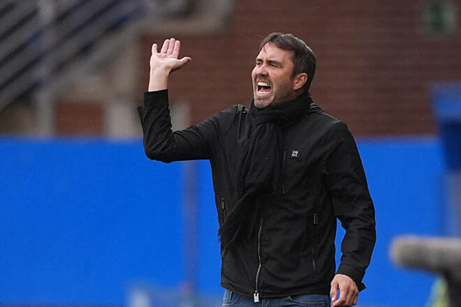 ОФИЦИАЛЬНО. Клуб Ла Лиги подписал новый контракт с главным тренером