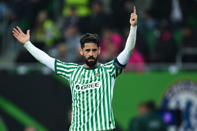 В УЕФА назвали лучшего игрока сезона Лиги конференций. Он не из Челси