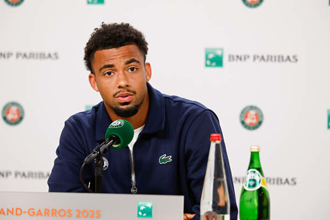 Перша ракетка Франції знявся з РГ через стресовий перелом спини