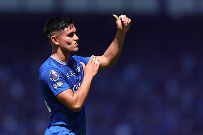 ОФІЦІЙНО. Евертон оформив перший літній трансфер