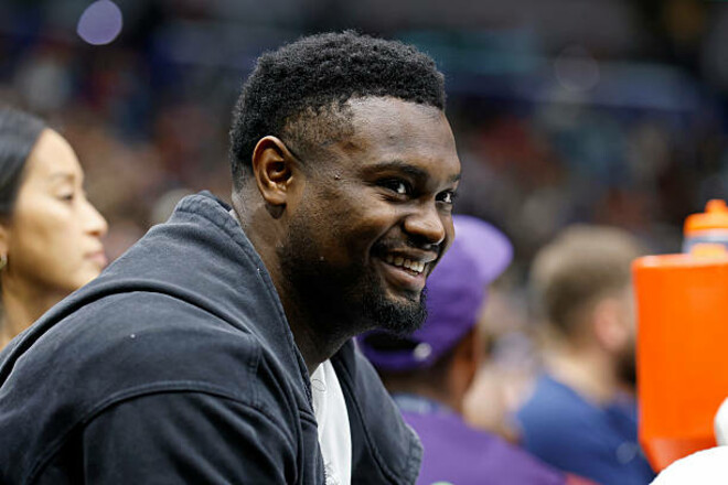 Известного баскетболиста НБА обвинили в изнасиловании. Он все отрицает