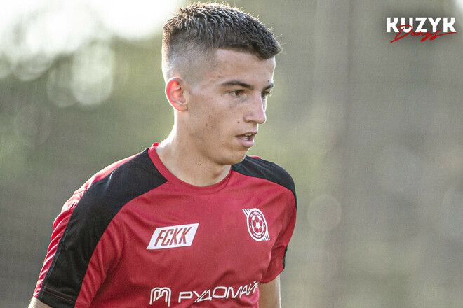 Стало відомо, чи залишить Кривбас хавбек Денис Кузик