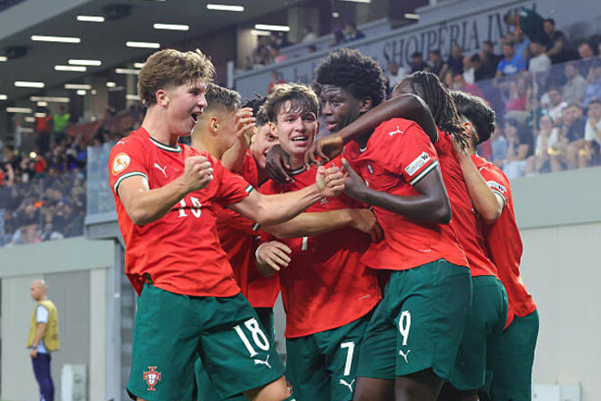 Франция и Португалия определили победителя Евро U-17. Судья был из Украины