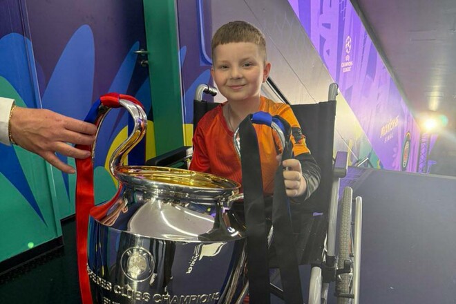 10-летний украинец вывел на поле Маркиньоса в финале Лиги чемпионов