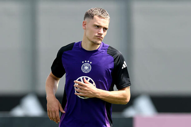 Обмін гравцями. Баєр хоче додати пункт в угоду Ліверпуля по Вірцу