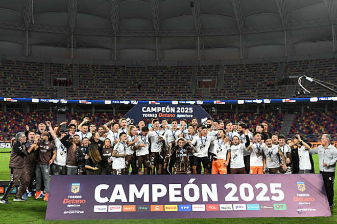 Вперше в історії. Став відомий переможець чемпіонату Аргентини з футболу